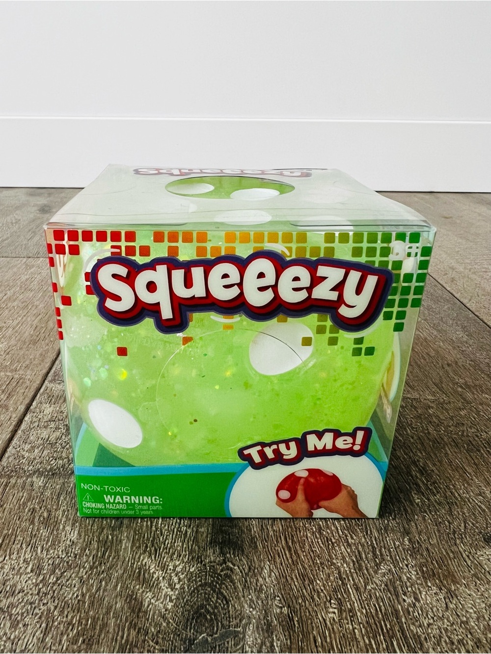 Squeezy Green Glitter Sensory Dice Viral Target Squishy NEW